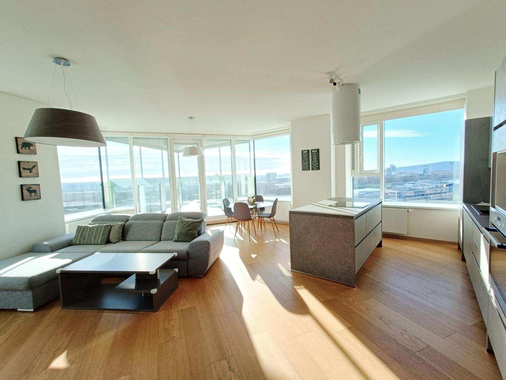 Sag Panorama Apartment 3 Rooms 19Th Floor Great View Free Parking Bratislava Bagian luar foto